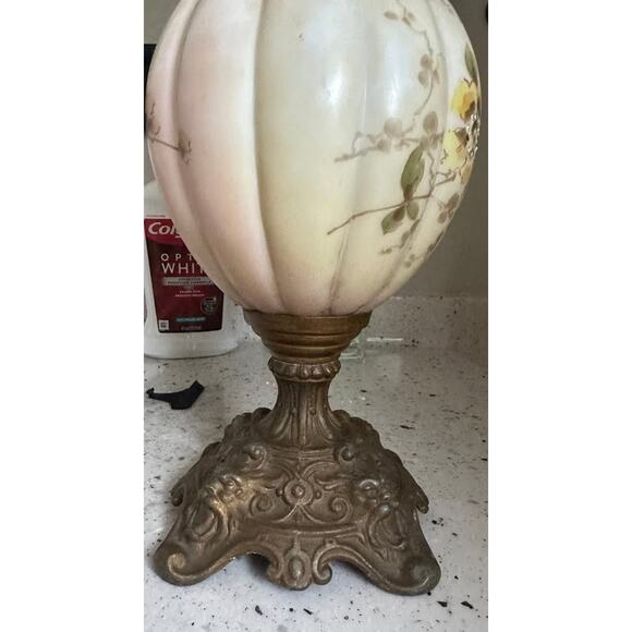 Wave Crest Mantle Ewer, Decorative Decanter, Unmarked, Circa 1900’s - Picture 8 of 10